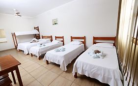 Hotel Portela III - Aprox 600m do Thermas dos Laranjais e Hot Beach